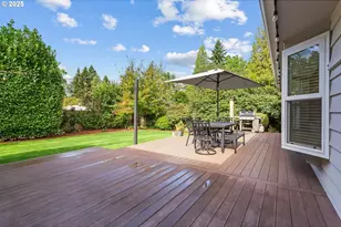 7565 SW 82nd Ave, Portland, OR 97223 - Photo 31
