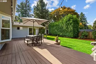 7565 SW 82nd Ave, Portland, OR 97223 - Photo 29