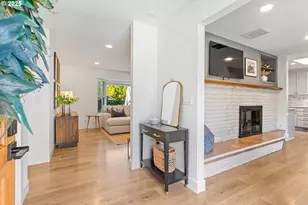 7565 SW 82nd Ave, Portland, OR 97223 - Photo 3