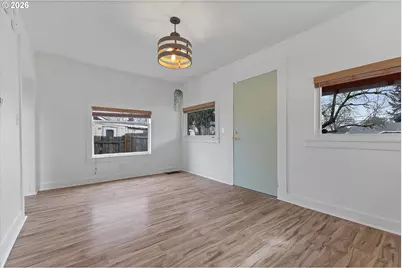 4805 NE 110th Ave, Portland, OR 97220 - Photo 9