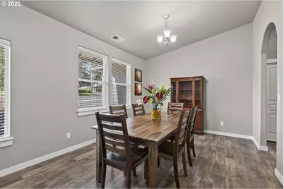 8625 SW Sagert St, Tualatin, OR 97062 - Photo 11