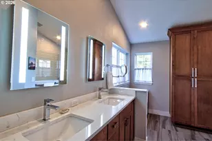 1943 NE 51st Ave, Hillsboro, OR 97124 - Photo 25