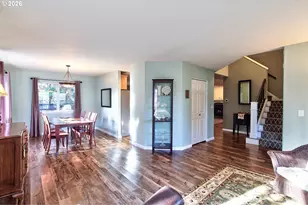 1943 NE 51st Ave, Hillsboro, OR 97124 - Photo 5