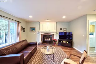 1943 NE 51st Ave, Hillsboro, OR 97124 - Photo 15