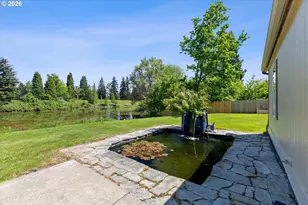 3231 NE Holland Ct, Portland, OR 97211 - Photo 31