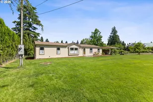 3231 NE Holland Ct, Portland, OR 97211 - Photo 41