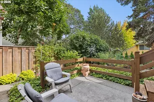 16050 NW Blueridge Dr, Beaverton, OR 97006 - Photo 41