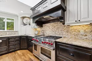16050 NW Blueridge Dr, Beaverton, OR 97006 - Photo 11