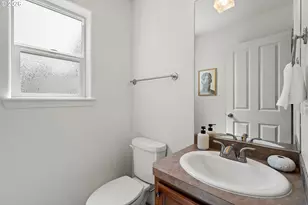 38796 Cascadia Village Dr, Sandy, OR 97055 - Photo 11