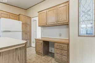 1770 Shorepines Dr, Coos Bay, OR 97420 - Photo 11