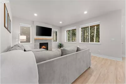 8485 SW 176th Ave, Beaverton, OR 97007 - Photo 9