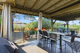 3555 NE 133rd Ave, Portland, OR 97230 - Photo 7