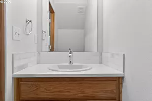 328 NW Freeman Ave, Hillsboro, OR 97124 - Photo 17