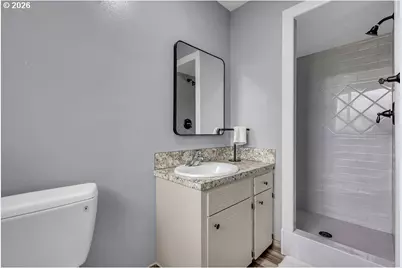4640 39th Ave, Salem, OR 97305 - Photo 23