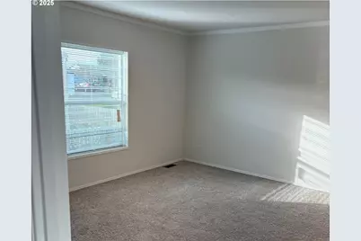 1025 S 6th St #78, Harrisburg, OR 97446 - Photo 11