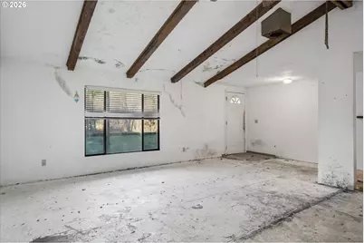 89435 Fields Rd, Elmira, OR 97437 - Photo 9