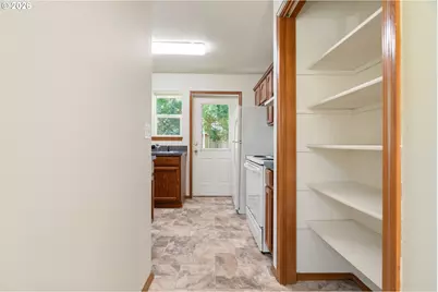 4701 NE Killingsworth St, Portland, OR 97218 - Photo 9