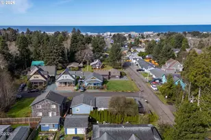 102 S Ocean Ave, Rockaway Beach, OR 97136 - Photo 33