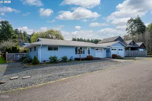 102 S Ocean Ave, Rockaway Beach, OR 97136 - Photo 31