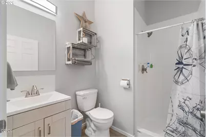 102 S Ocean Ave, Rockaway Beach, OR 97136 - Photo 29
