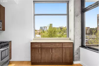1234 SW 18th Ave #305, Portland, OR 97205 - Photo 5