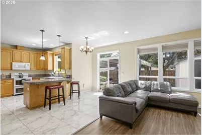 16715 NE 5th St, Vancouver, WA 98684 - Photo 7