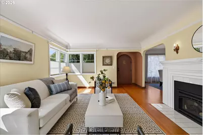 306 N Stafford St, Portland, OR 97217 - Photo 9