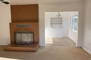 4733 E Amazon Dr, Eugene, OR 97405 - Photo 5