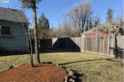 4733 E Amazon Dr, Eugene, OR 97405 - Photo 29