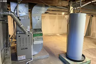 4733 E Amazon Dr, Eugene, OR 97405 - Photo 23