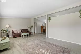 1000 S McKern Ct, Newberg, OR 97132 - Photo 11