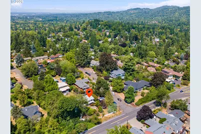 6855 SW Capitol Hwy, Portland, OR 97219 - Photo 43