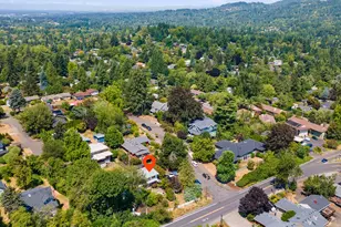 6855 SW Capitol Hwy, Portland, OR 97219 - Photo 43