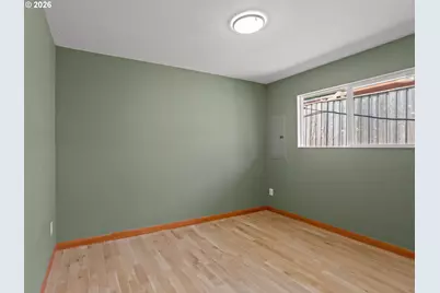 6855 SW Capitol Hwy, Portland, OR 97219 - Photo 17