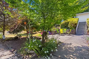 6855 SW Capitol Hwy, Portland, OR 97219 - Photo 5