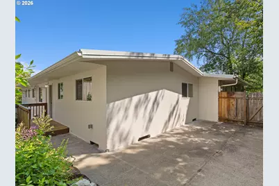 6855 SW Capitol Hwy, Portland, OR 97219 - Photo 35