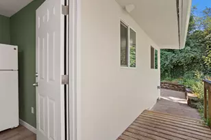 6855 SW Capitol Hwy, Portland, OR 97219 - Photo 33