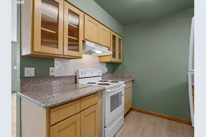6855 SW Capitol Hwy, Portland, OR 97219 - Photo 13