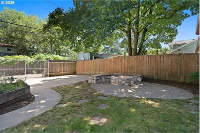 6362 N Commercial Ave, Portland, OR 97217 - Photo 35