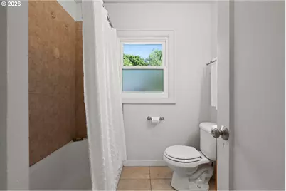 6362 N Commercial Ave, Portland, OR 97217 - Photo 21