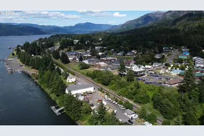 235 SW Sternwheeler Dr, Cascade Locks, OR 97014 - Photo 11