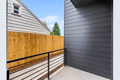 9288 N New York Ave #1, Portland, OR 97203 - Photo 11