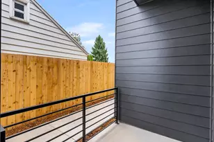 9288 N New York Ave, Portland, OR 97203 - Photo 11