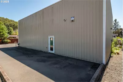 3780/3782 Hooker Rd, Roseburg, OR 97470 - Photo 15