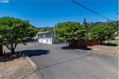 3780/3782 Hooker Rd, Roseburg, OR 97470 - Photo 33