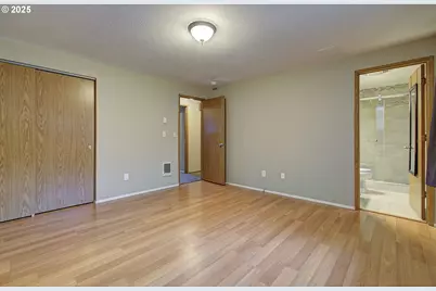 14200 NE 69th St, Vancouver, WA 98682 - Photo 17