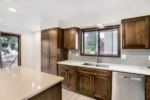 127 NW Royal Ave, Gresham, OR 97030 - Photo 11