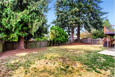 127 NW Royal Ave, Gresham, OR 97030 - Photo 29