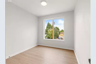 7486 SE 51st Ave, Portland, OR 97206 - Photo 13