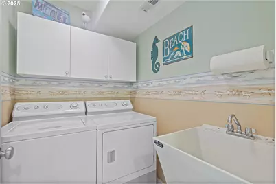 5776 NW Keel Ave, Lincoln City, OR 97367 - Photo 13